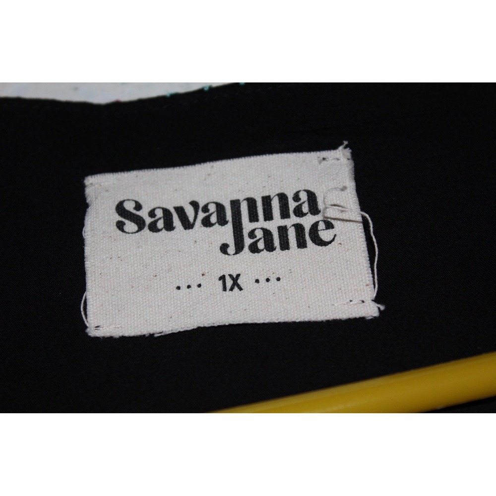 Savanna Jane Black Embroidered Boho Coquette Tunic Top 1X Floral Rayon Luxury - Picture 2 of 8